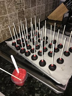 cake pops ready for dipping