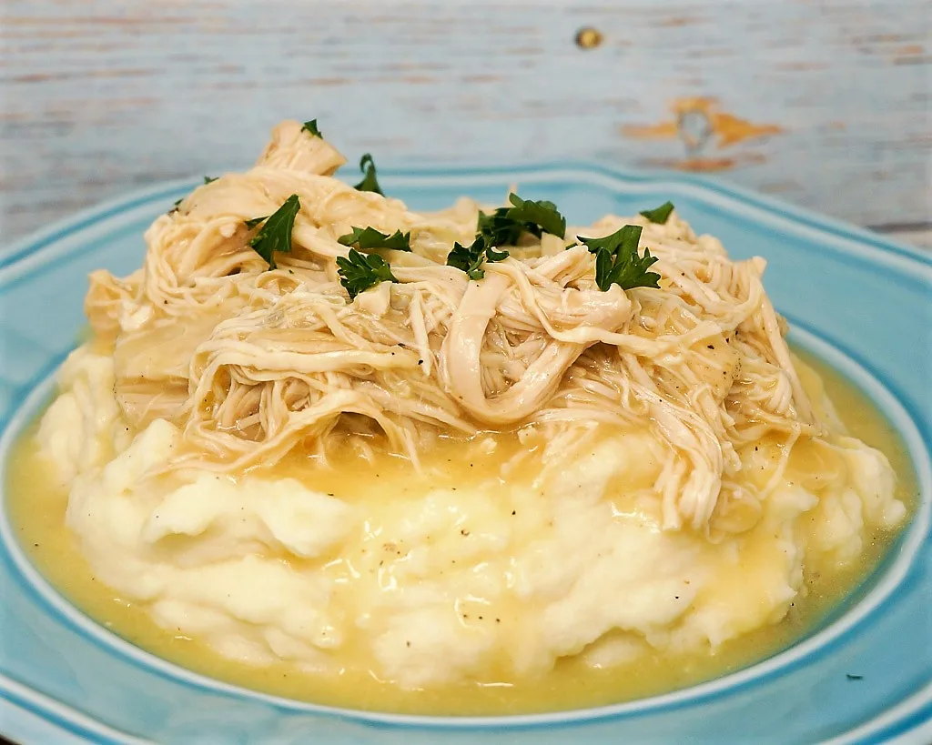Shredded Chicken and Gravy in the Instant Pot
