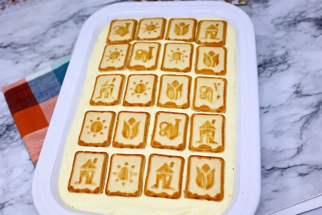 Paula Deen Banana Pudding with Chessman Cookies