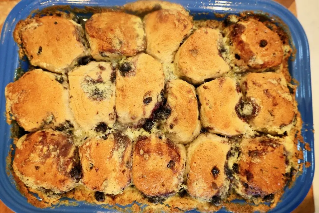lemon blueberry dump cake using pie filling tiktok