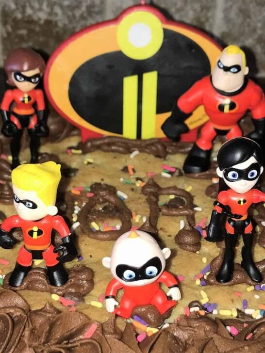 Incredibles 2 Cookie Cake
