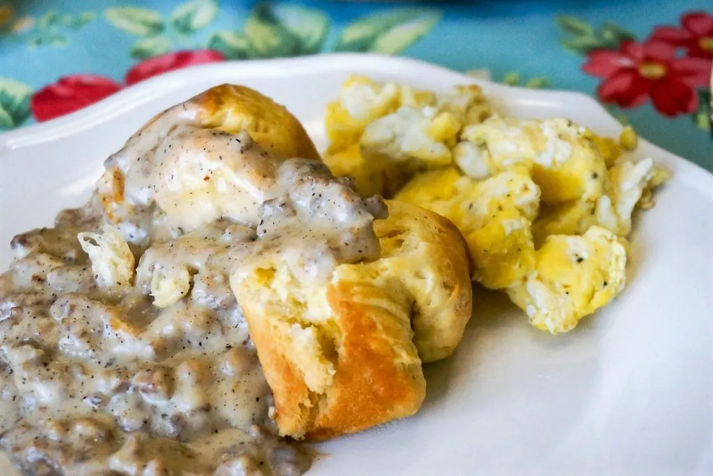 Biscuit and Gravy Ring Served With Scrambled Eggs