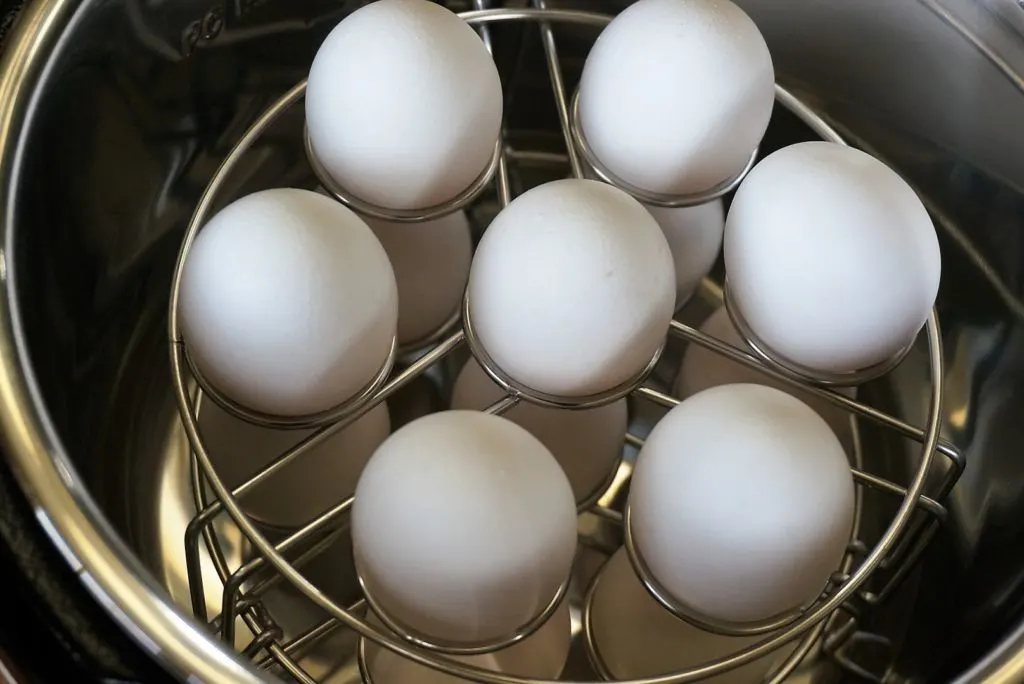 Eggs in Instant Pot Egg Rack