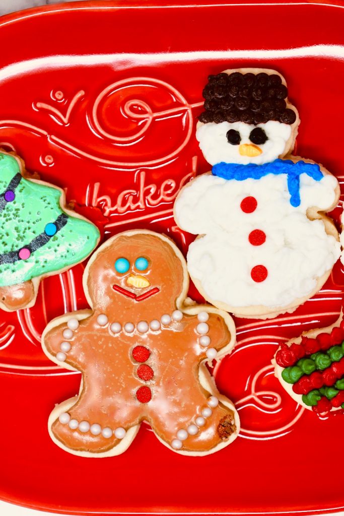 Cookie Decorating with cookie frosting