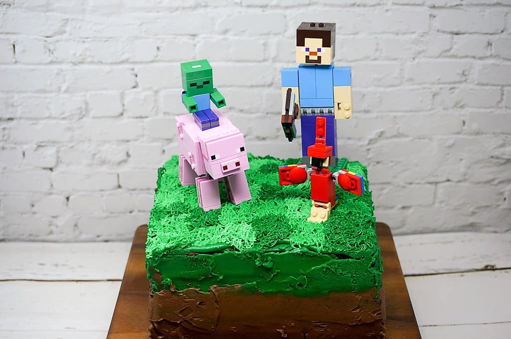 Minecraft: Herobrine Bakes Cake - YouTube