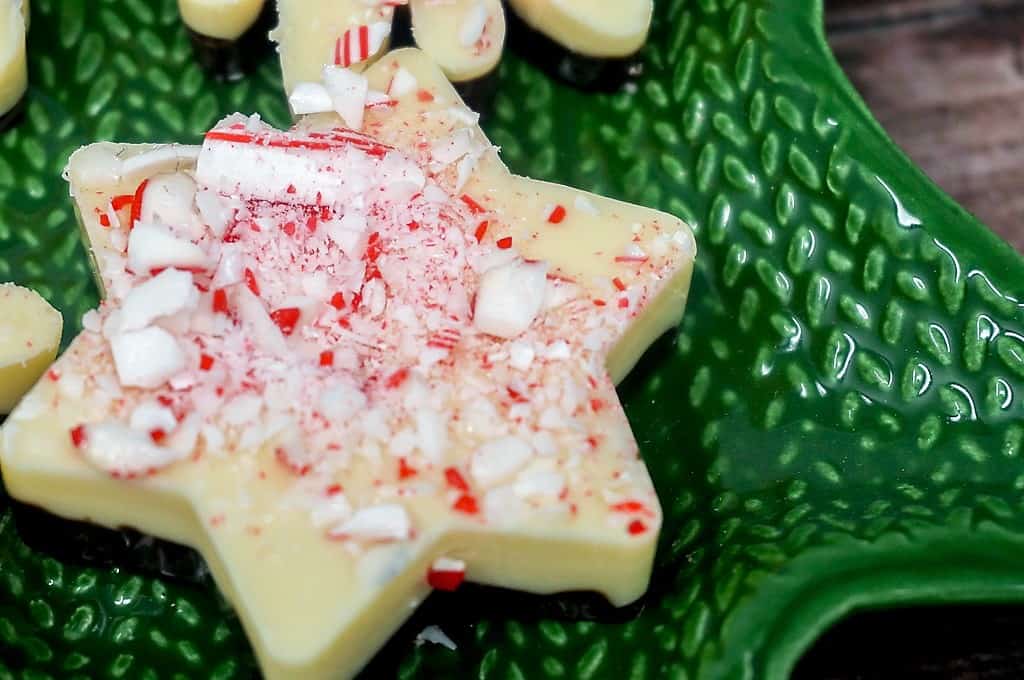 peppermint bark with dark and white chocolate