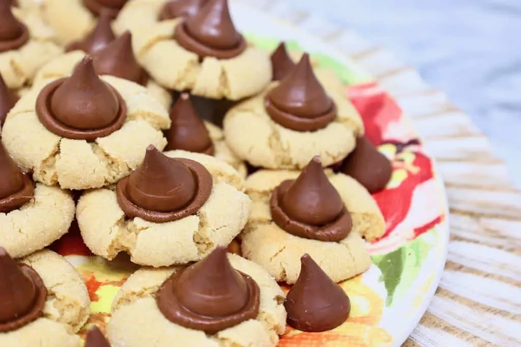 hershey peanut butter blossom cookies