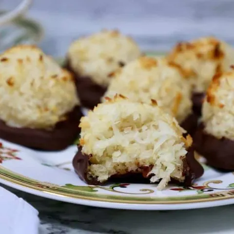chocolate dipped coconut macaroons