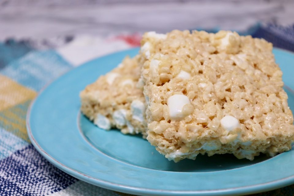 Extra Marshmallowy Rice Krispie Treats - Grace Like Rain Blog