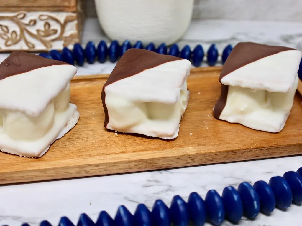 easy dipped s'mores recipe from Rocky Mountain Chocolate Factory