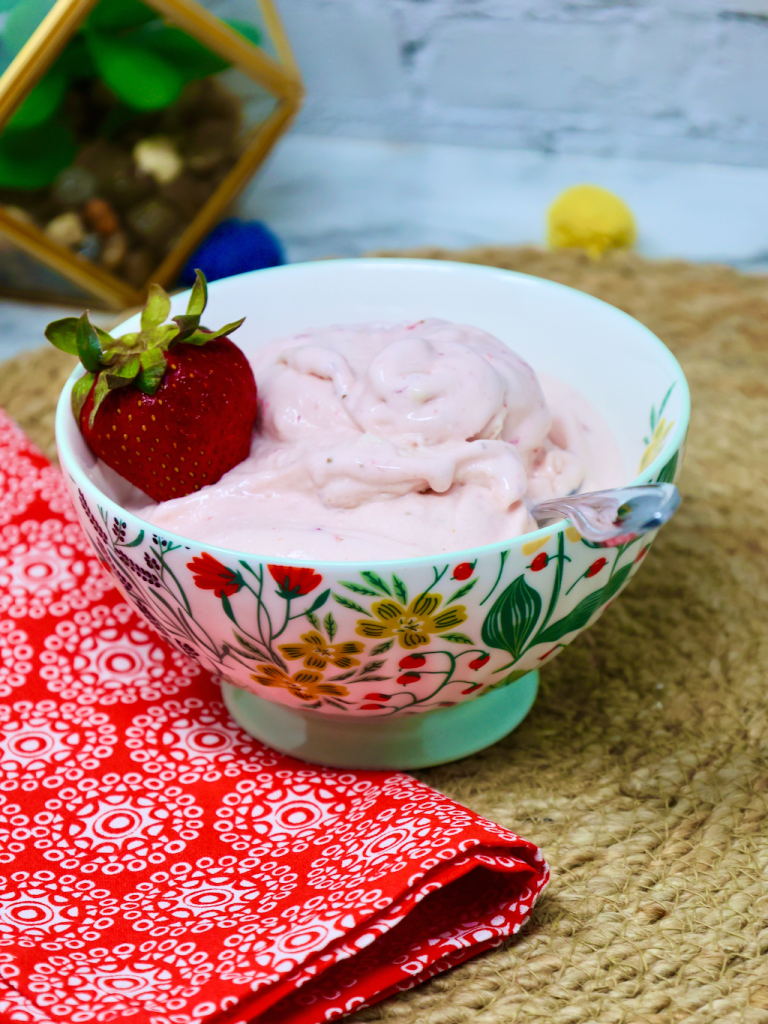 Strawberry Cheesecake Ice Cream with Jello instant pudding mix