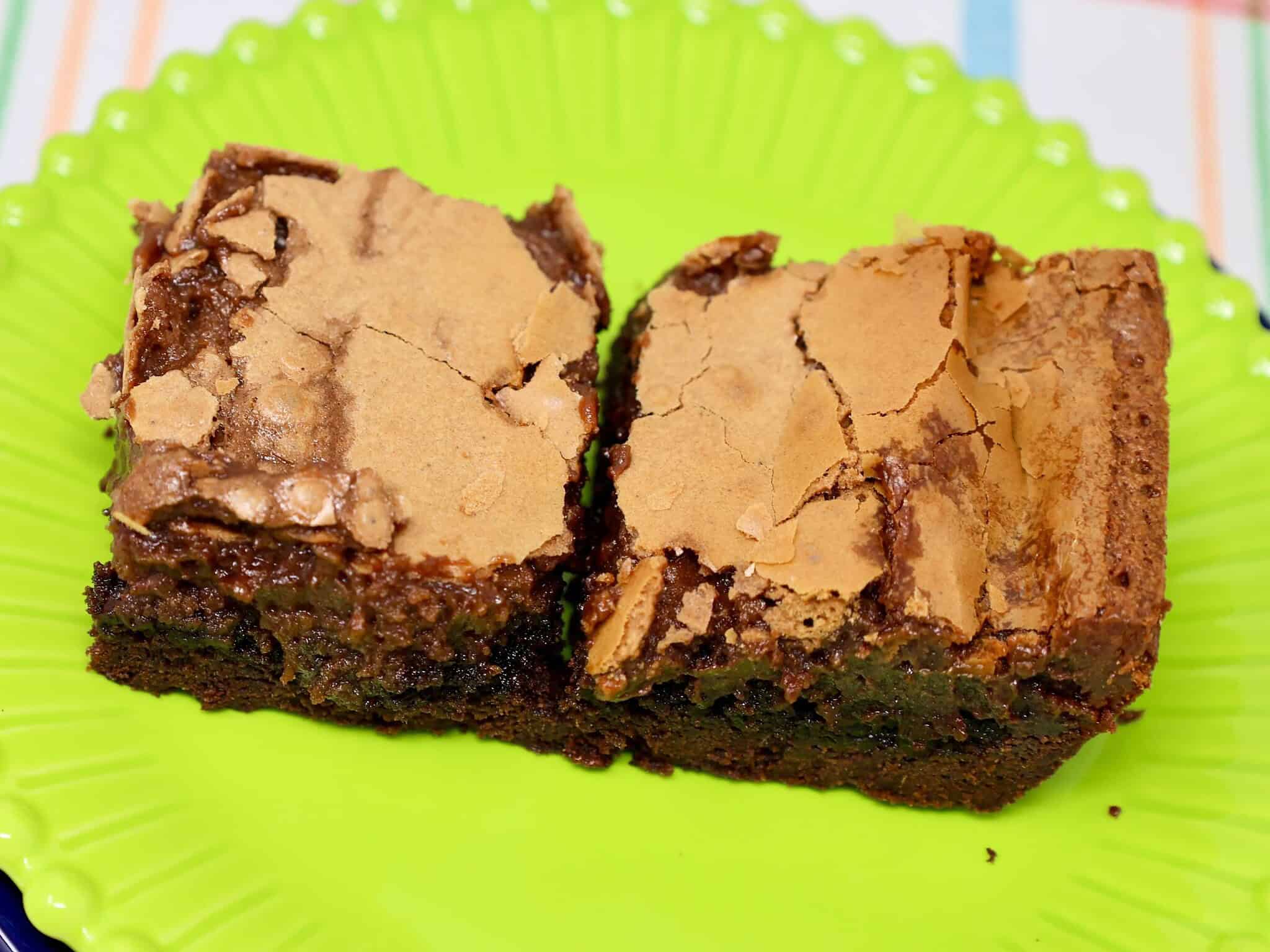 Gooey chocolate dessert bar with rich cake mix crust