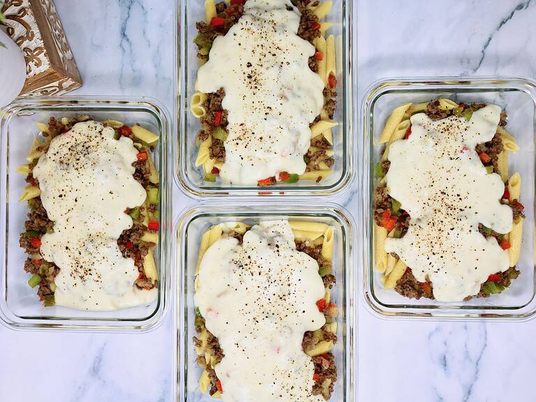 Creamy Philly Cheesesteak Pasta with Ground Beef